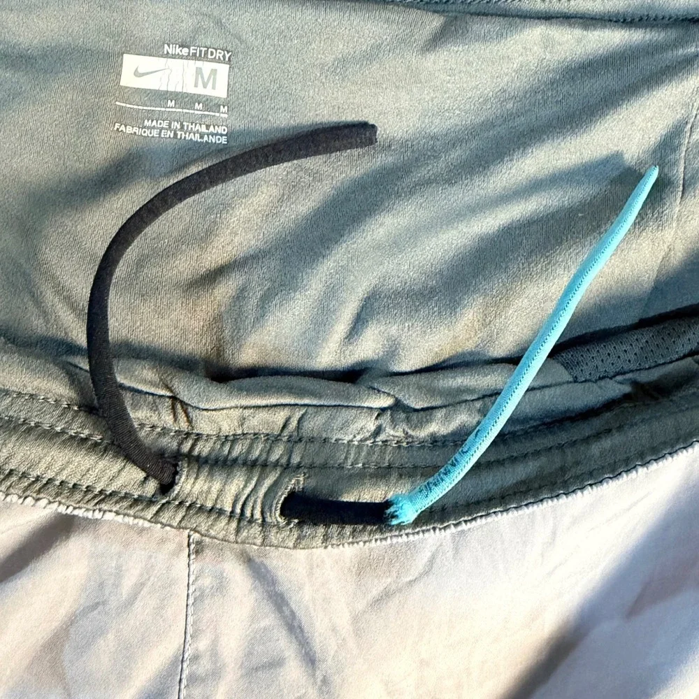 Nike Running Shorts Men‎ Medium Gray Athletic Nylon Fit Dry 5